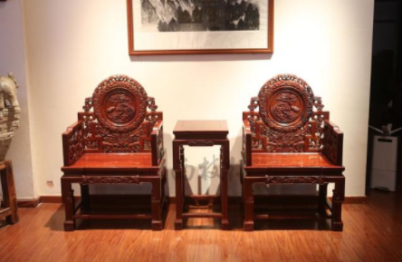 組合家具設(shè)計(jì)：傳統(tǒng)家具的應(yīng)用中，組合型家具僅中堂一例，別無二類