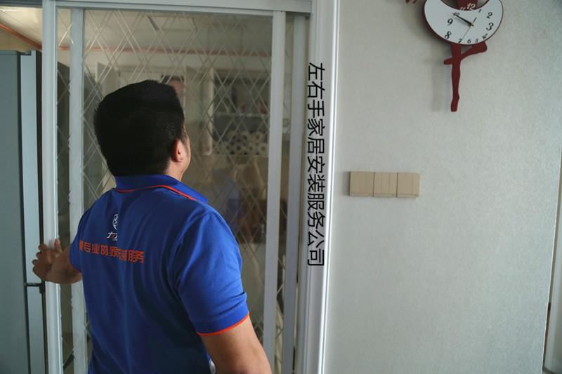 門(mén)窗安裝是很簡(jiǎn)單，但也要注意規(guī)范哦！